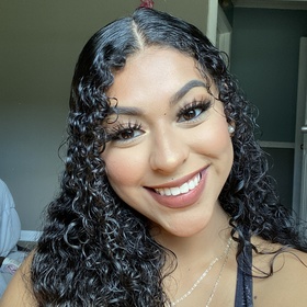 Jasmin Flores Castillo