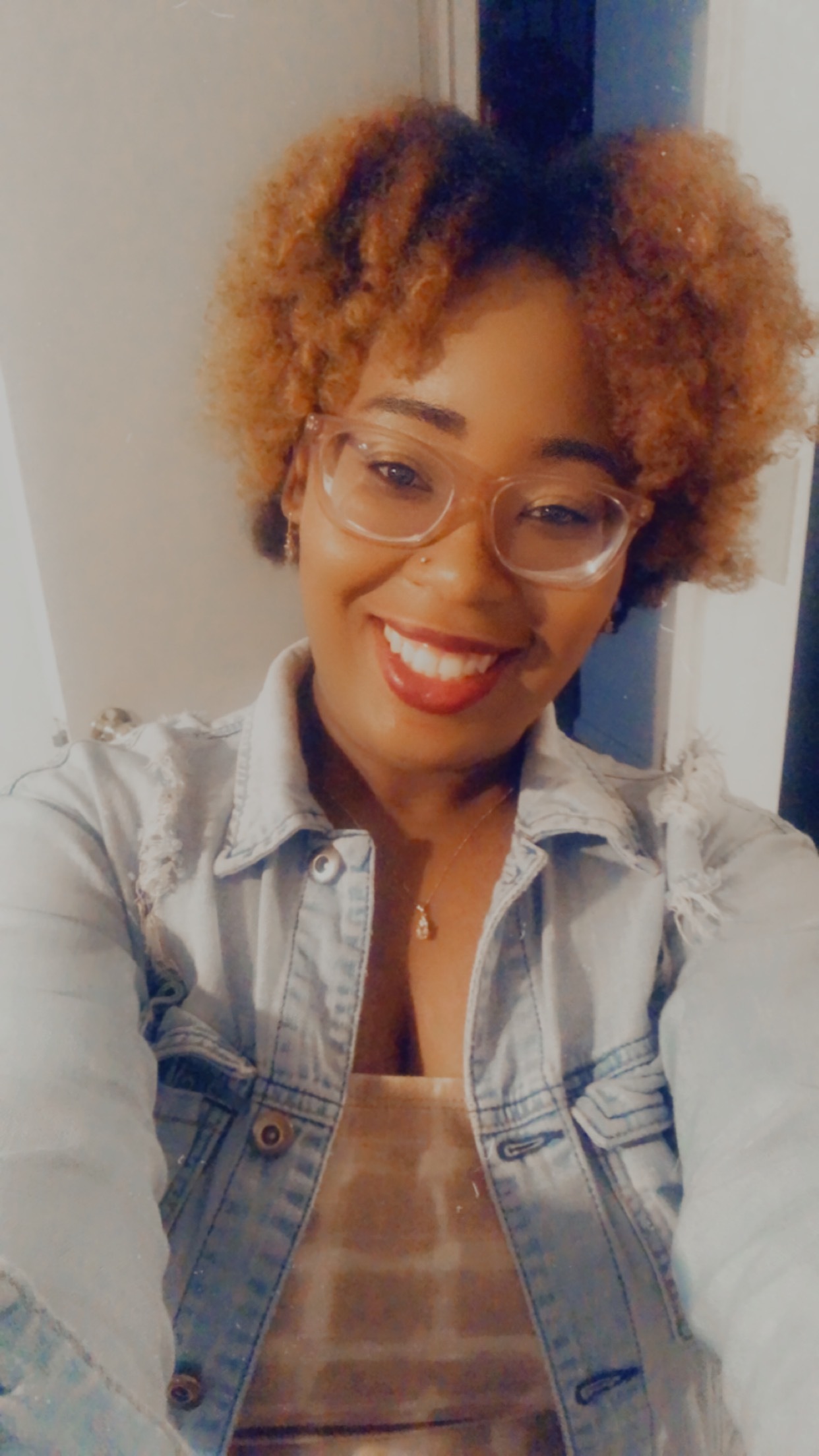 Placeholder headshot for Shanae Hewlett.