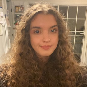 Aya Alhabbal’s headshot.