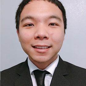 Roger Kiew’s headshot.