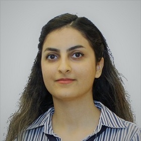 Foroozan Karimzadeh’s headshot.