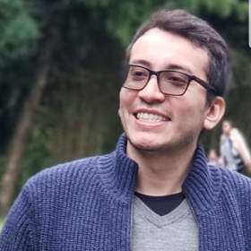 Patrick Munoz’s headshot.