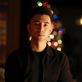 Shuo Wang’s headshot.