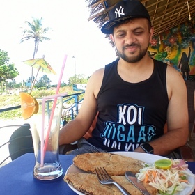 Nachiket Kulkarni’s headshot.