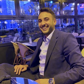 Zakariae El Idrissi’s headshot.