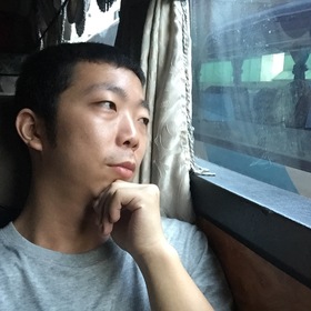 Allen Leigh’s headshot.