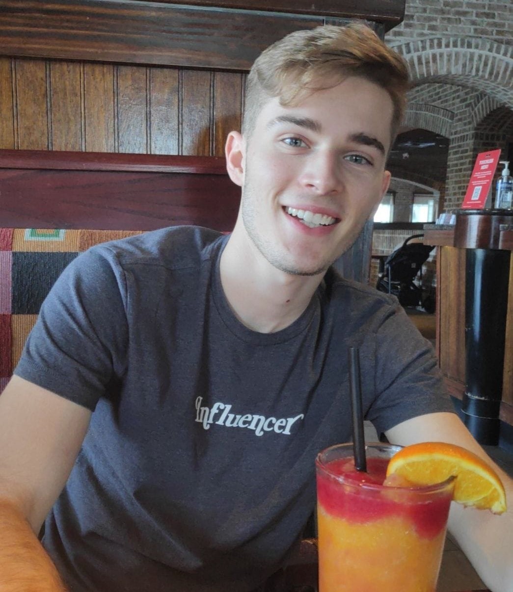 Placeholder headshot for Victor Batistela.