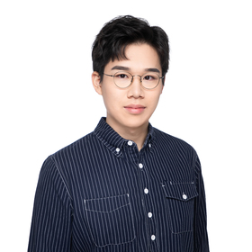 Zeman Li’s headshot.