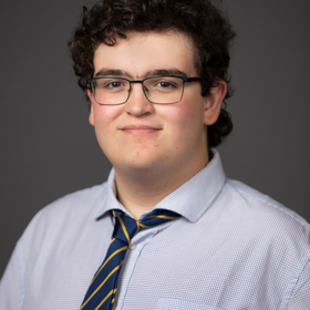 Alfonso Lagares de Toledo’s headshot.