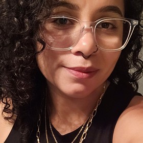 Jennifer Espinoza’s headshot.