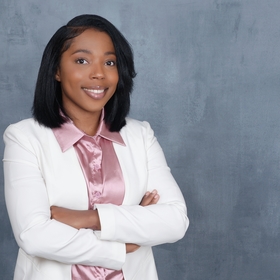 Cameka Mcduffie’s headshot.