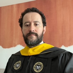 Daniel Florez Huertas’ headshot.