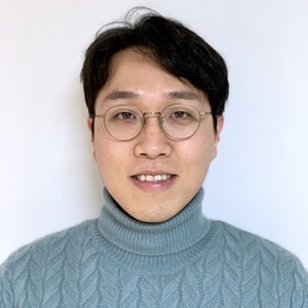 Keunho Kim’s headshot.