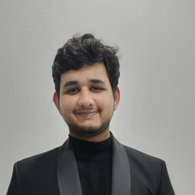 Divyam Kumar’s headshot.