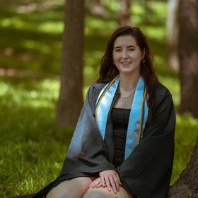 Victoria Selby’s headshot.