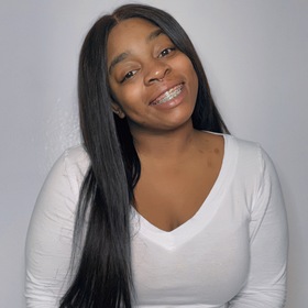 Laeboni Goldly