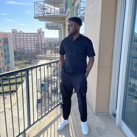 Taofik Bishi’s headshot.