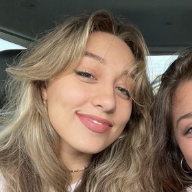 Lauren Brown’s headshot.