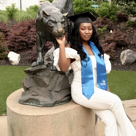 Alaysha Williams’ headshot.