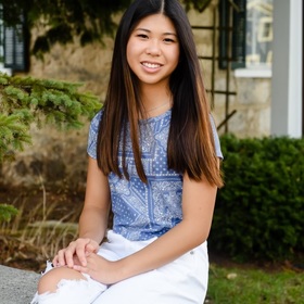 Lily Fredricks’ headshot.