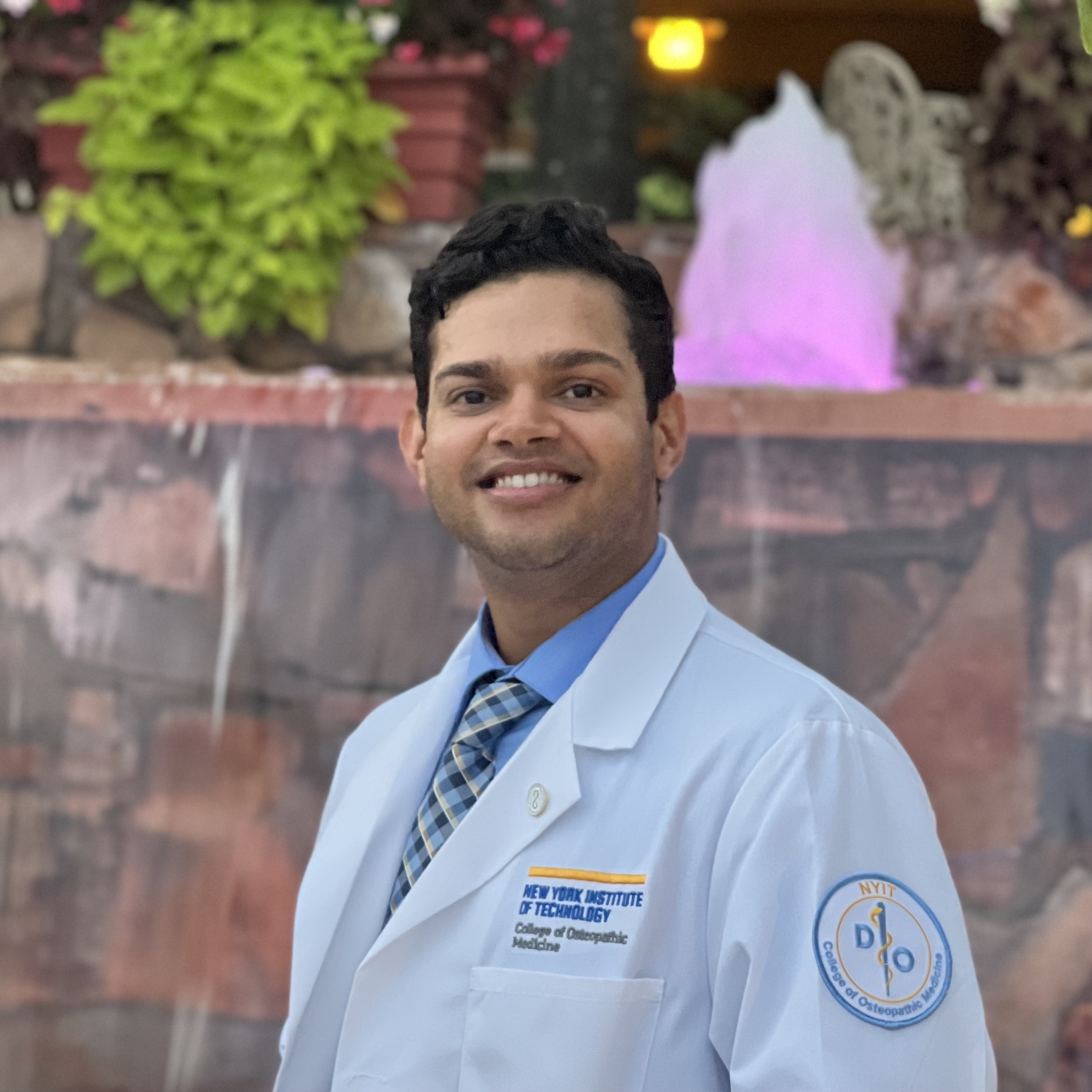 Placeholder headshot for Vineet Vishwanath.
