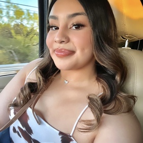 Analeah Zamarron’s headshot.