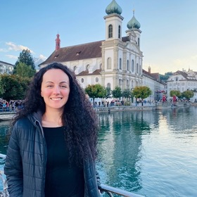 Florida Hoxha’s headshot.