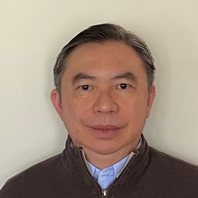 Larry Truong’s headshot.