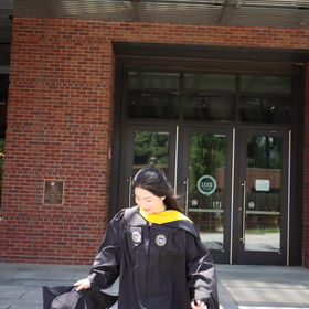 Zheying Xu’s headshot.