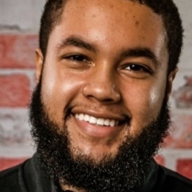 Jacari Gill’s headshot.