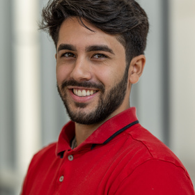 Phillip Motamedi’s headshot.