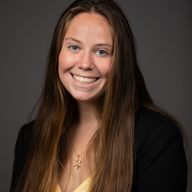 Sydney Walker’s headshot.