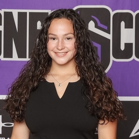 Caroline Delcroix’s headshot.