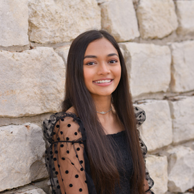 Arina Shah’s headshot.
