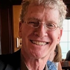 Milton Galfas’ headshot.