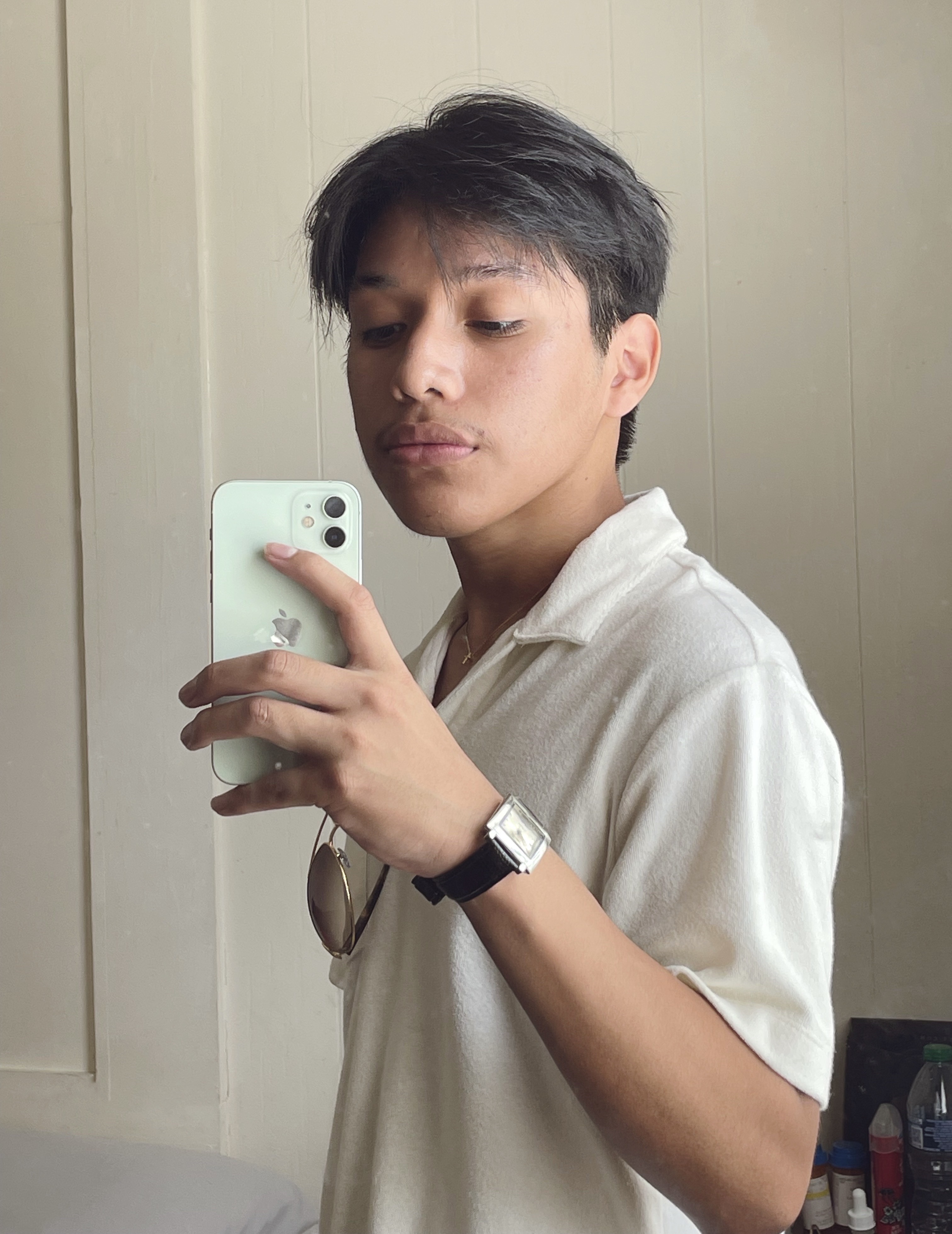 Placeholder headshot for Elias Vail-Lopez.