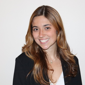 Viviana Abadia Delgado’s headshot.