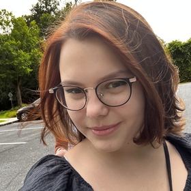Tovah Levenson’s headshot.