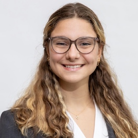 Samantha Sterritt’s headshot.