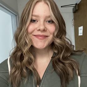 Ella Bergsmith’s headshot.