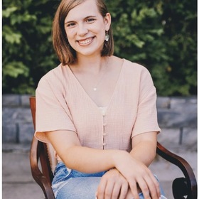 Cora Johnson’s headshot.