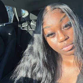 Kira Warren’s headshot.