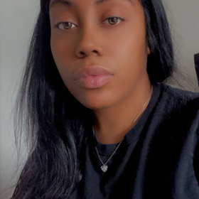 Shakeila Williams’ headshot.