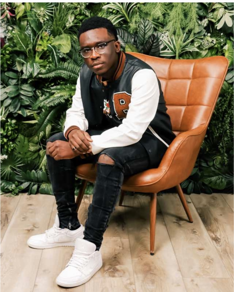 Placeholder headshot for Moses Apata.