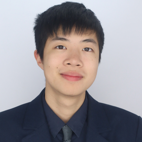 Alan Zhao’s headshot.