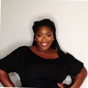 Melissa Barclay’s headshot.