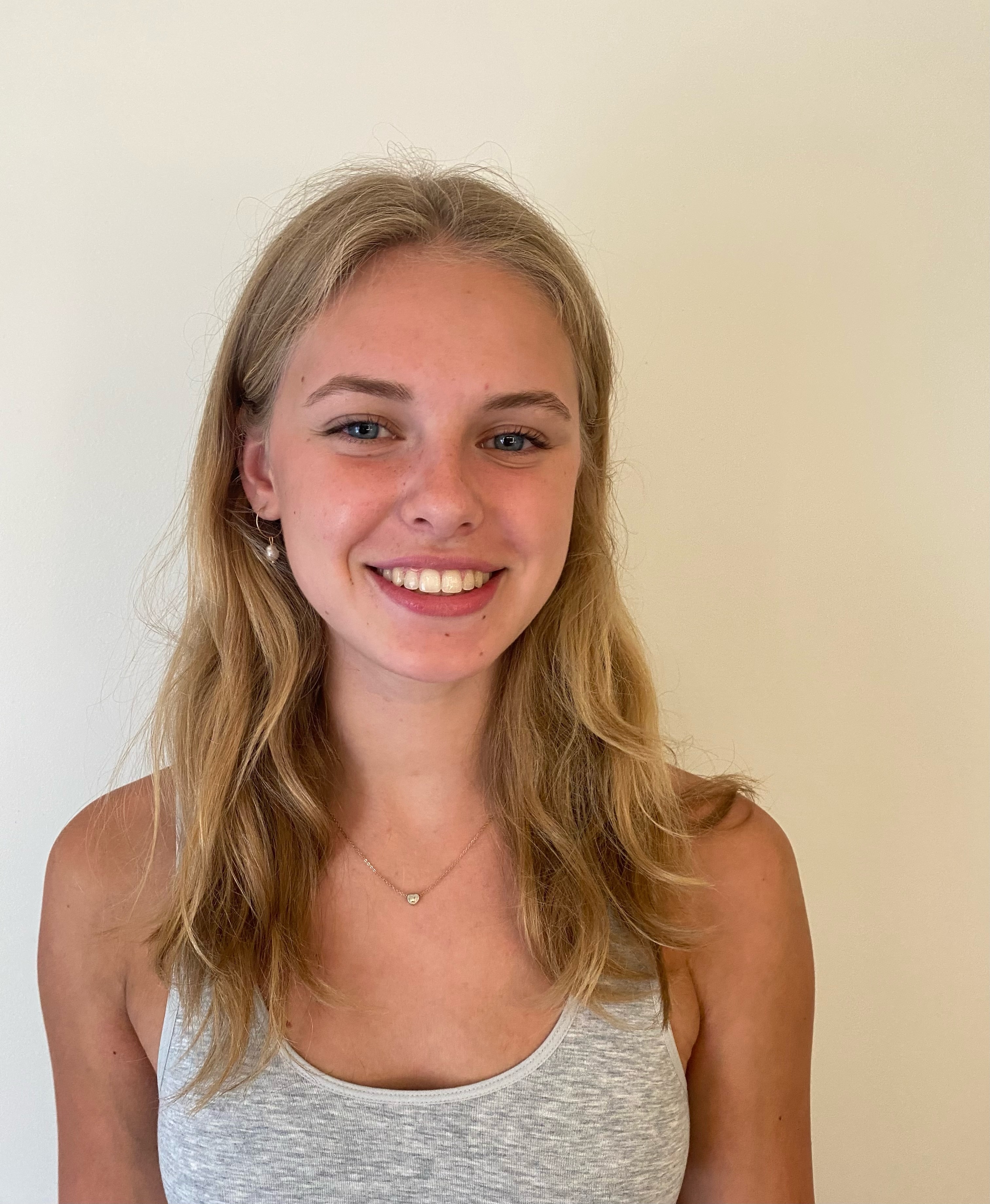 Placeholder headshot for Mary Effinger.