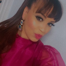 Ana HolguinGutierrez