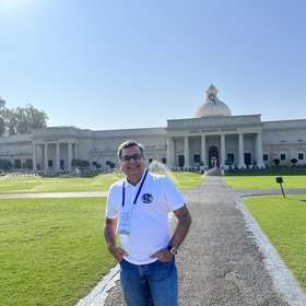 Rajat Bathla’s headshot.