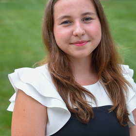 Victoria Wesolowski’s headshot.